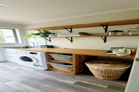 Photo of property in 36 Beach Road, Onerahi, Whangarei, 0110