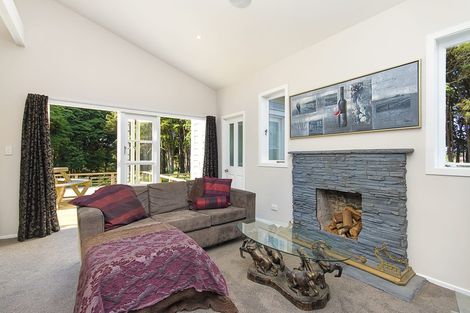 Photo of property in 921 Horseshoe Bush Road, Waitoki, Kaukapakapa, 0871