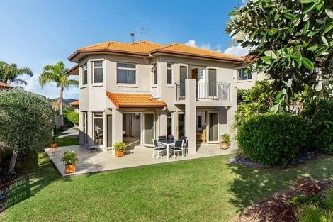 Photo of property in 1/126 Whangaparaoa Road, Red Beach, 0932