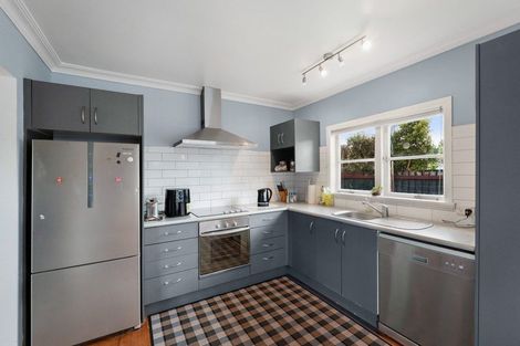 Photo of property in 18 Church Street, Katikati, 3129