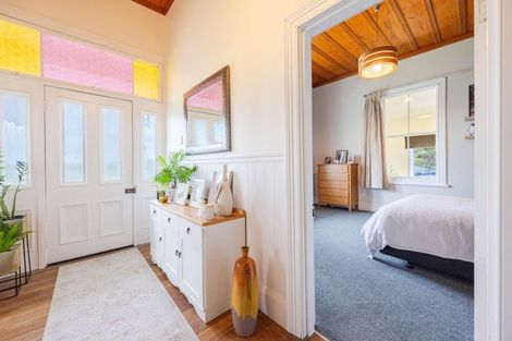 Photo of property in 16 Tamumu Road, Waipawa, 4210