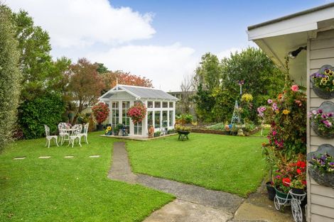 Photo of property in 10 Fairview Avenue, Feilding, 4702