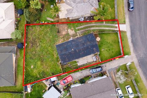 Photo of property in 15 Doone Place, Massey, Auckland, 0614