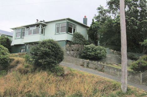 Photo of property in 4 Fortunatus Street, Brooklyn, Wellington, 6021