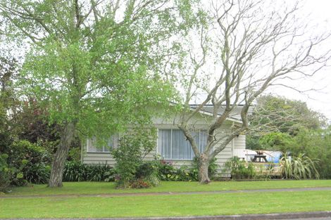 Photo of property in 24 Seddon Crescent, Whataupoko, Gisborne, 4010
