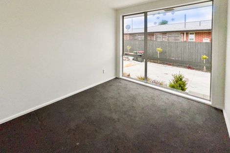 Photo of property in 5 Oldwood Street, Bishopdale, Christchurch, 8053