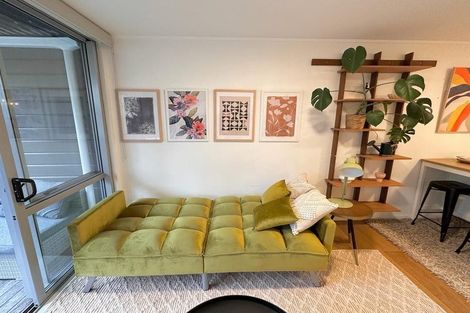 Photo of property in 2/11 Sentinel Road, Herne Bay, Auckland, 1011