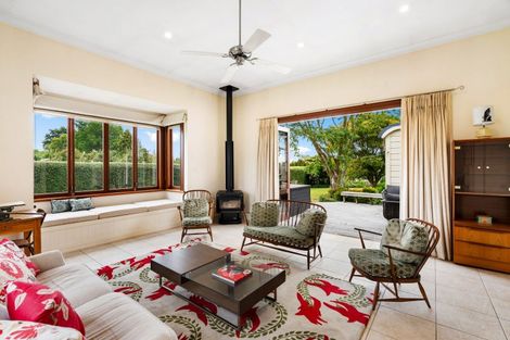 Photo of property in 389 Saint Georges Road, Havelock North, 4130