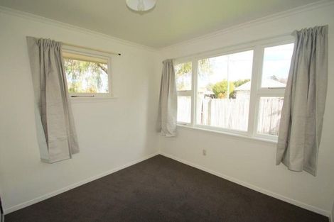 Photo of property in 5 Cheam Street, Dallington, Christchurch, 8061