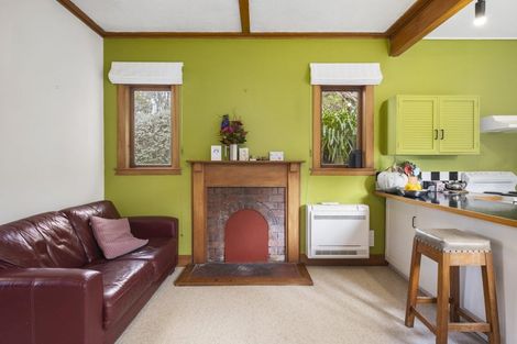 Photo of property in 4 Paisley Terrace, Karori, Wellington, 6012
