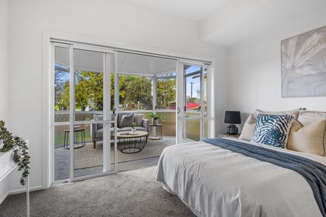 Photo of property in 21 Wainoni Road, Wainoni, Christchurch, 8061