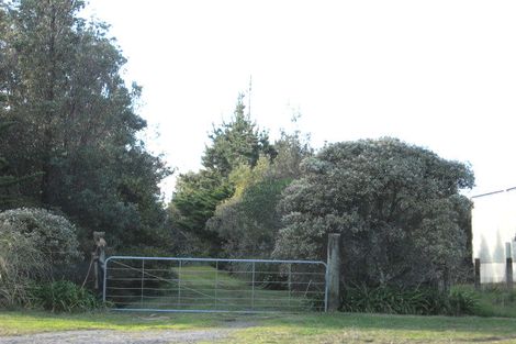 Photo of property in 16 Paku Drive, Tairua, 3508