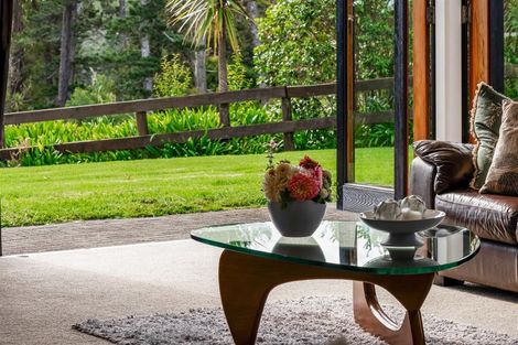 Photo of property in 206 Trigg Road, Kumeu, 0891