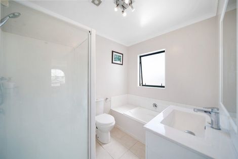 Photo of property in 16 Grangewood Close, Favona, Auckland, 2024