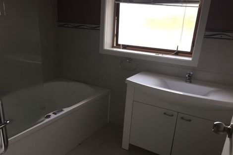 Photo of property in 96 Windsor Road, Bellevue, Tauranga, 3110