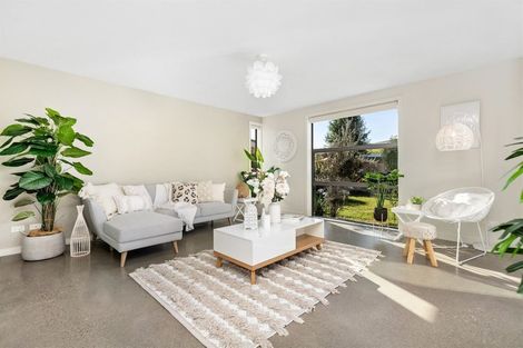 Photo of property in 12 Mystery Grove, Lake Hayes, Queenstown, 9304