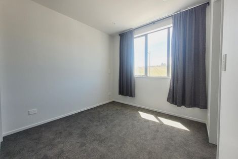 Photo of property in 54 Oakum Road, Whitby, 5024