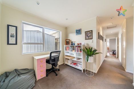 Photo of property in 7 Acacia Avenue, Maungaraki, Lower Hutt, 5010