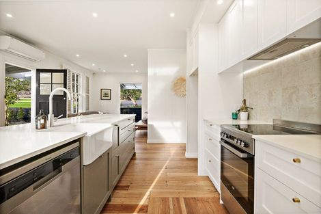 Photo of property in 1223 Old North Road, Helensville, 0875