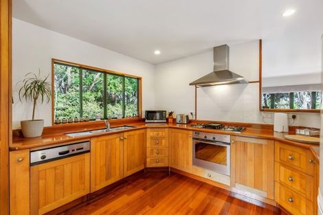 Photo of property in 134h Rangatira Road, Beach Haven, Auckland, 0626