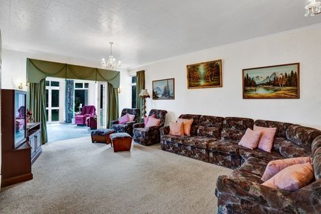 Photo of property in 74 South Road, Manaia, 4612