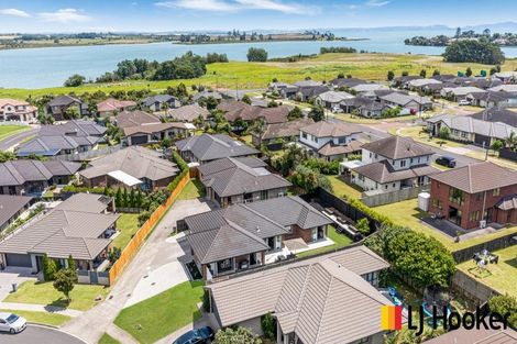 Photo of property in 39 Sunningdale Street, Wattle Downs, Auckland, 2103