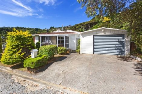 Photo of property in 19 Yarrow Place, Papakowhai, Porirua, 5024