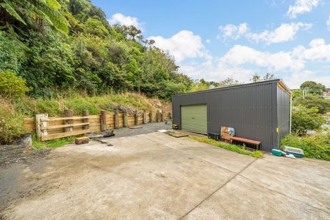 Photo of property in 15 John Street, Stokes Valley, Lower Hutt, 5019