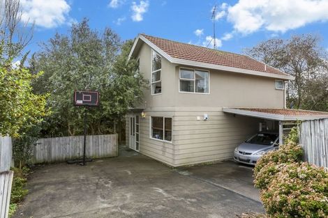 Photo of property in 18b Holiday Road, Stanmore Bay, Whangaparaoa, 0932