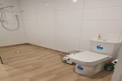 Photo of property in 206/9 East Street, Papakura, 2110