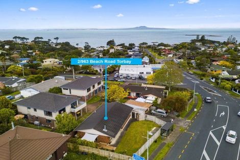 Photo of property in 2/963 Beach Road, Torbay, Auckland, 0630