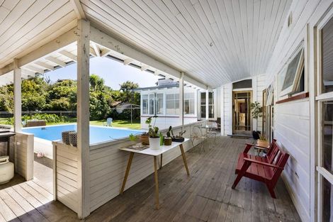 Photo of property in 8 Hadfield Street, Patea, 4520