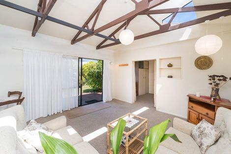 Photo of property in 11 Parkland Crescent, Terrace End, Palmerston North, 4410