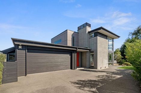 Photo of property in 410 Ilam Road, Bryndwr, Christchurch, 8053