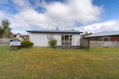 Photo of property in 14 Pop Andrew Drive, Te Anau, 9600