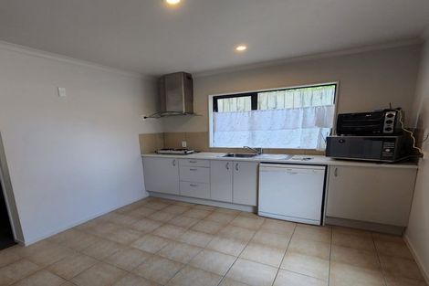 Photo of property in 45j Brandon Road, Glen Eden, Auckland, 0602