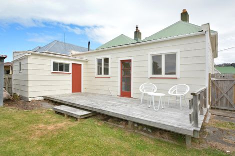 Photo of property in 11 Kings Avenue, Saint Kilda, Dunedin, 9012