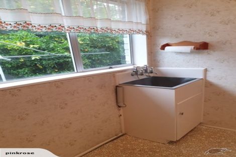 Photo of property in 5a Fairbrother Street, Carterton, 5713