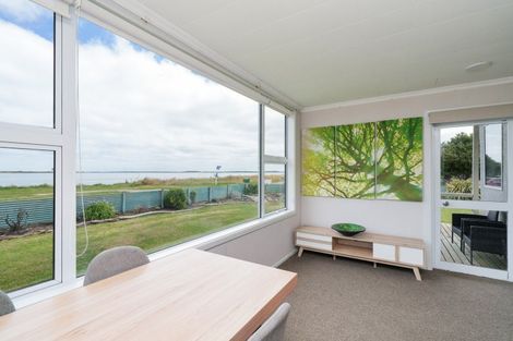 Photo of property in 4 Mersey Street, Fortrose, Invercargill, 9875