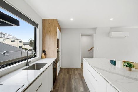 Photo of property in 2/240 Worcester Street, Christchurch Central, Christchurch, 8011