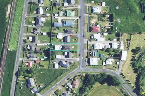 Photo of property in 5 Derby Street, Eltham, 4322