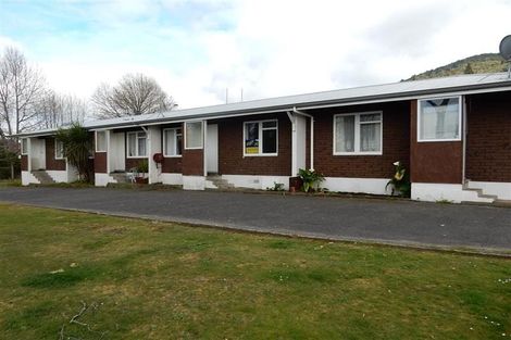 Photo of property in 62 Fairview Road, Western Heights, Rotorua, 3015