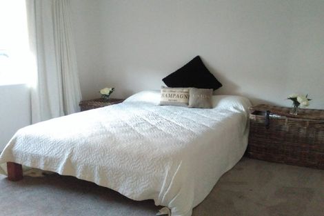 Photo of property in 52 Amorino Drive, Red Beach, 0932