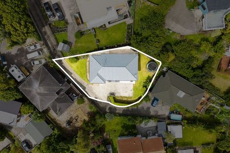 Photo of property in 22 Whangaparaoa Road, Red Beach, 0932