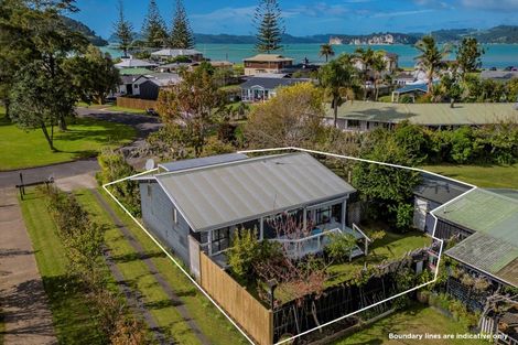 Photo of property in 10a Parkland Place, Whitianga, 3510