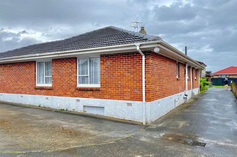 Photo of property in 16 Sunnyside Crescent, Papatoetoe, Auckland, 2025
