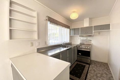 Photo of property in 1/11 Queen Street, Papakura, 2110
