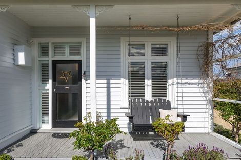 Photo of property in 15 Herbert Street, Waimate, 7924