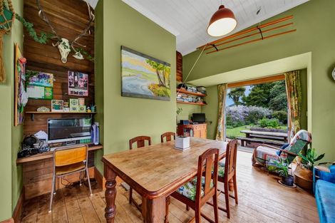 Photo of property in 64 Stanners Street, Eltham, 4322