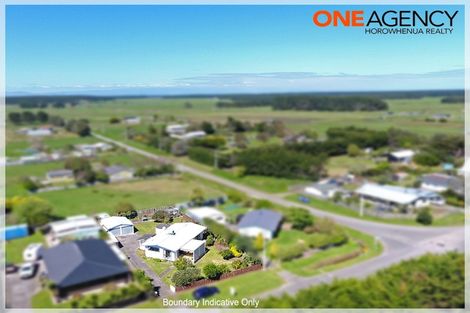 Photo of property in 7 Punga Street, Tangimoana, 4822